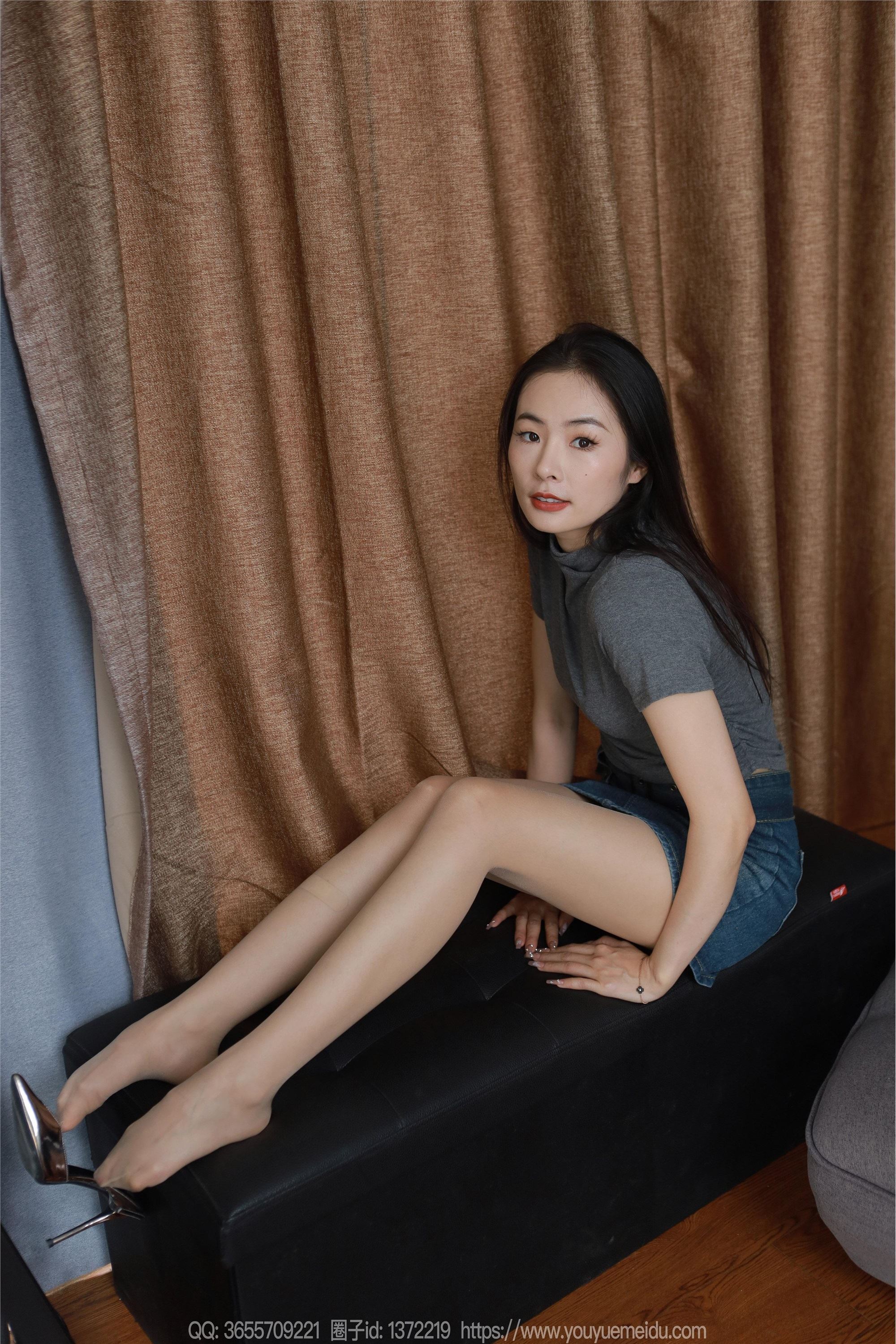 IESS异思趣向  2024.04.25 丝享家 1725 小金《笔直长腿》